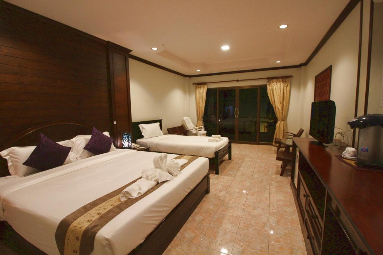 Baan Veerakit Hotel Patong Exterior foto